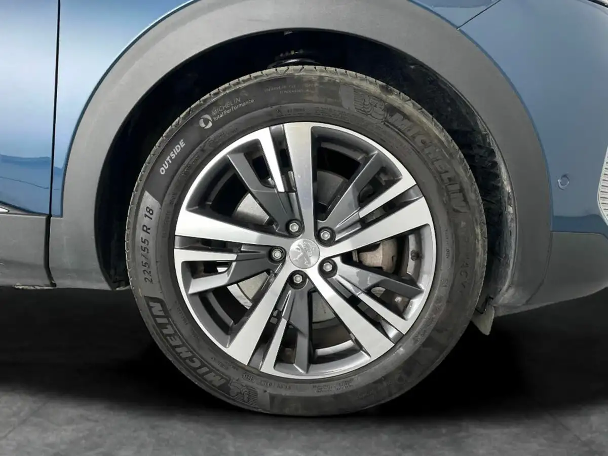 2021-peugeot-3008-suv-big-36