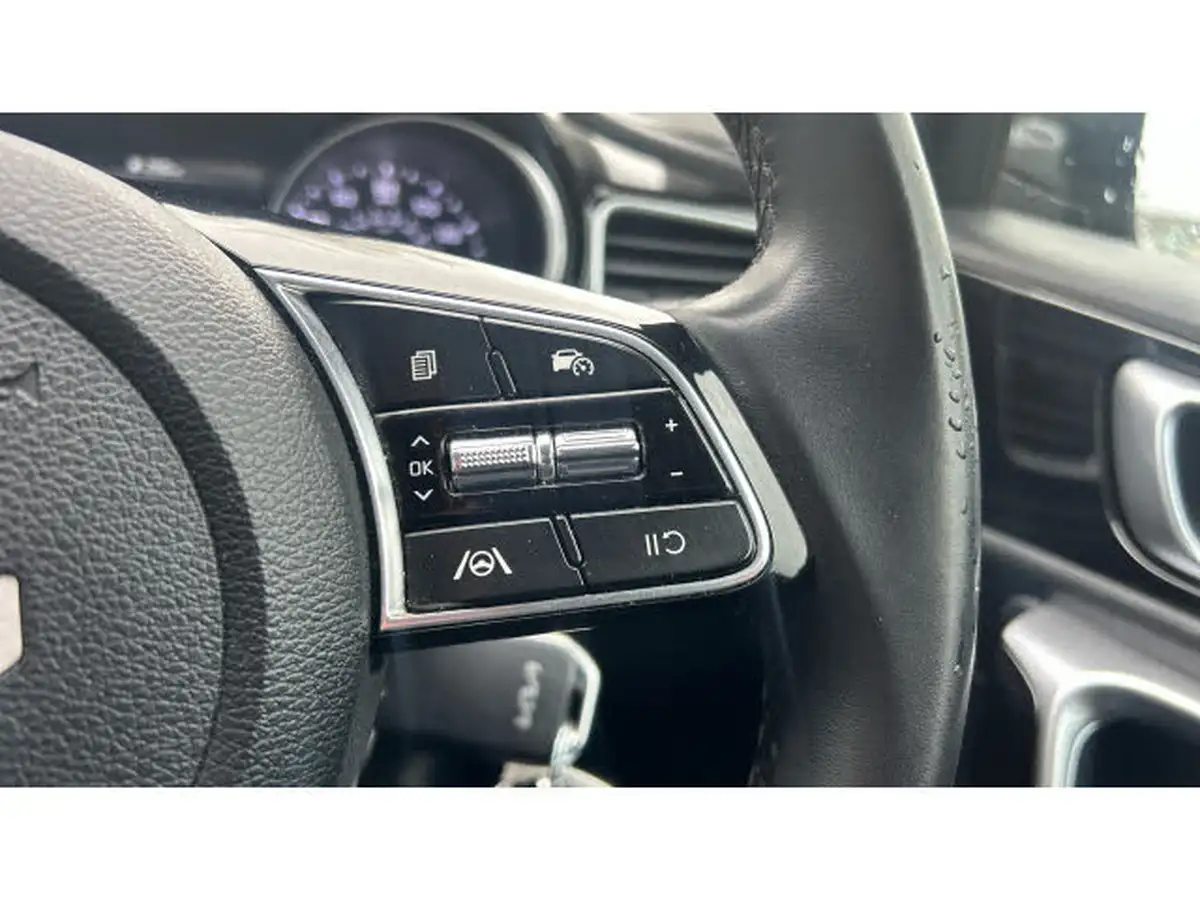 2022-kia-ceed-15-t-gdi-3-sportswagon-big-40