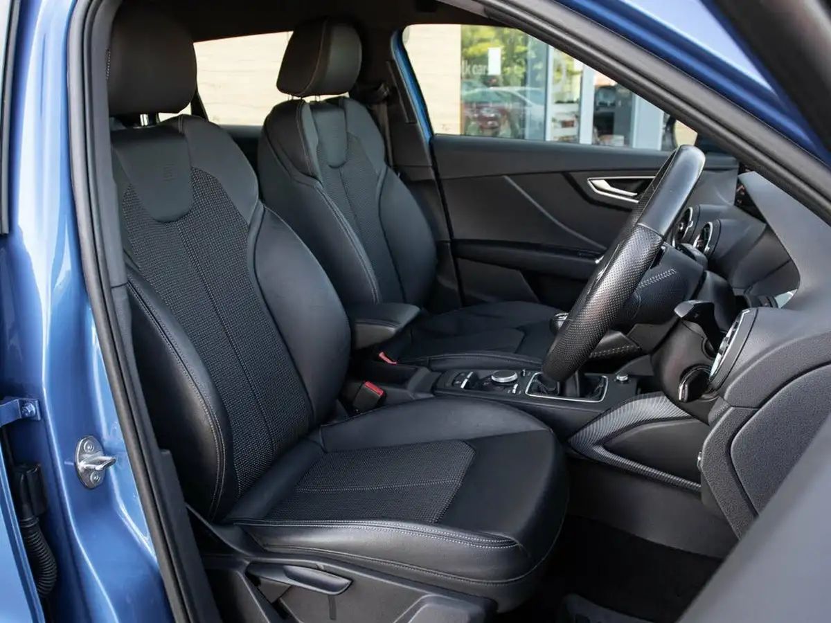 2018-audi-q2-14-tfsi-s-line-big-32