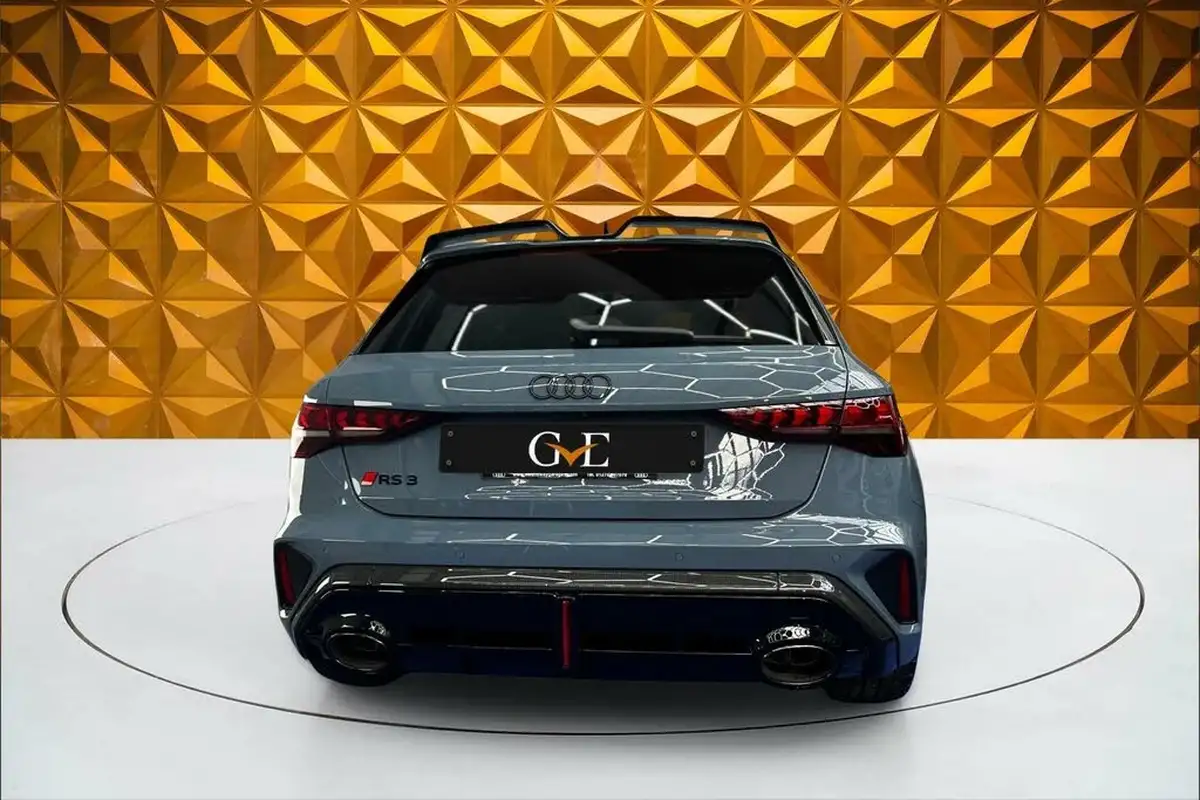 2025-audi-rs3-25-tfsi-carbon-vorsprung-sportback-5d-big-3