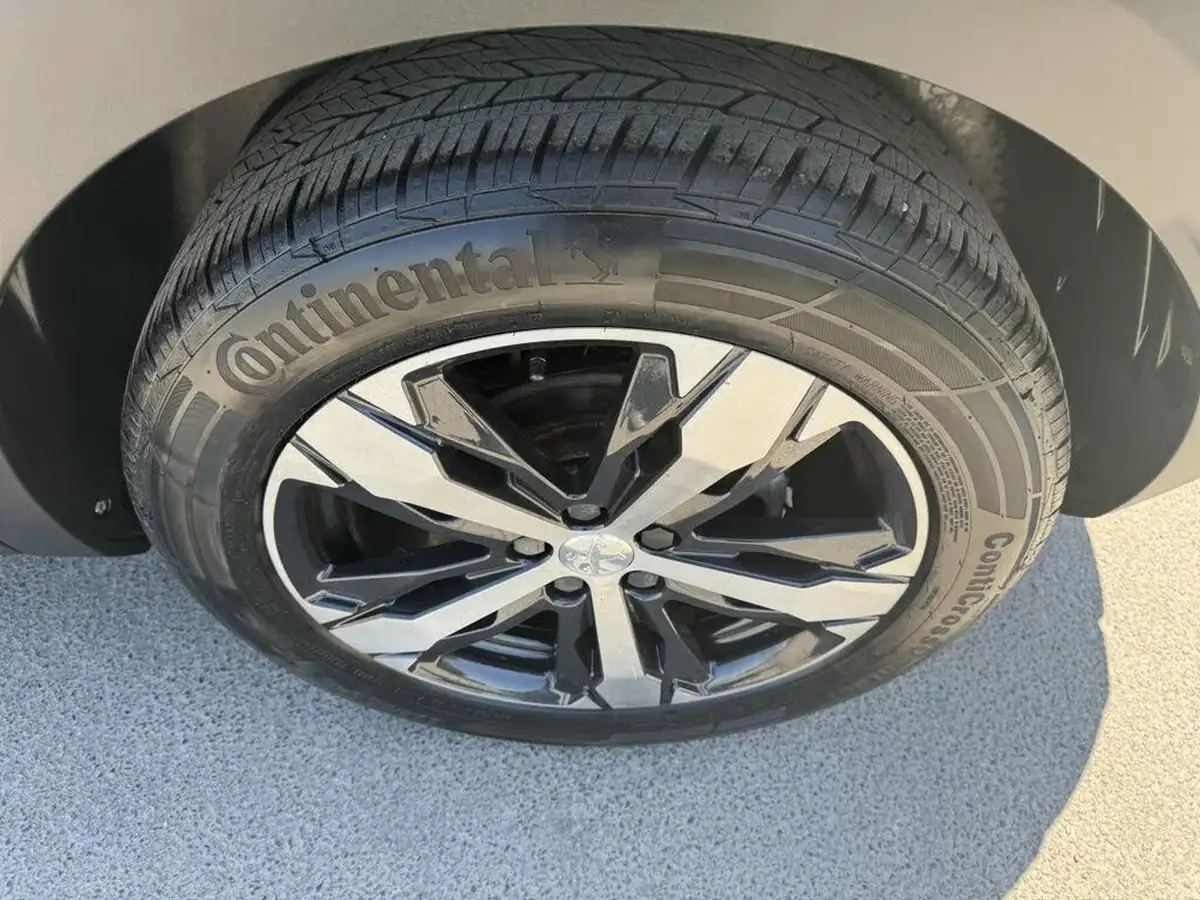 2018-peugeot-3008-suv-12-puretech-allure-eat6-big-37