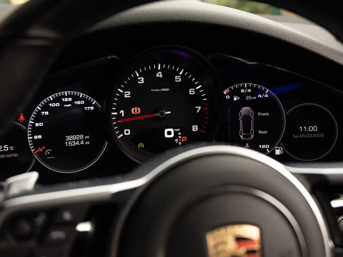 2019-porsche-cayenne-30-v6-coupe-big-17