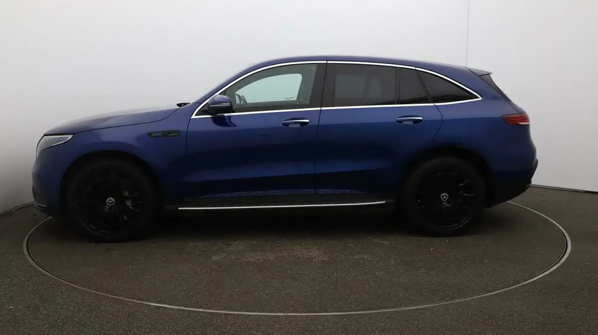 2021-mercedes-benz-eqc-e-eqc-400-amg-line-big-64