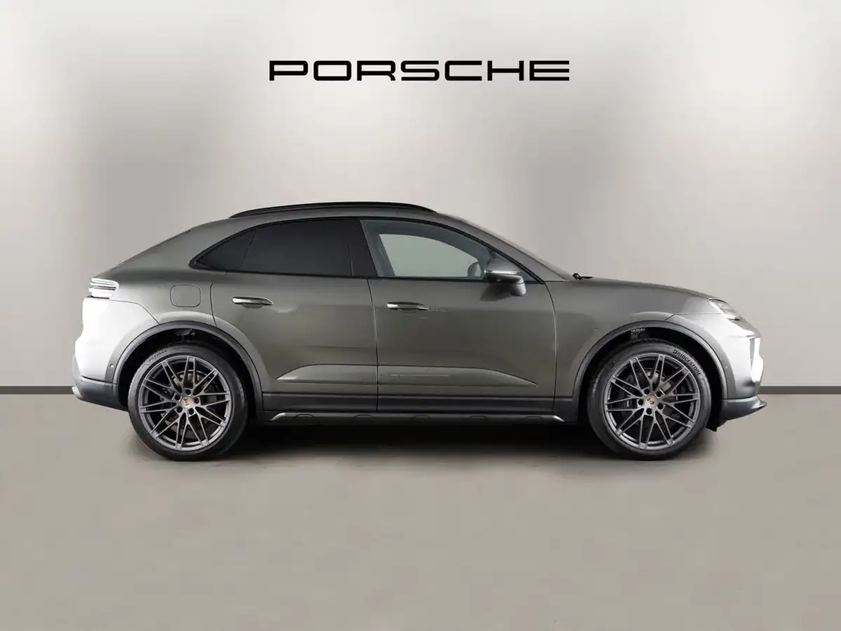 2025-porsche-macan-e-electric-big-7