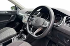 2021-volkswagen-tiguan-15-tsi-life-150ps-dsg-small-5