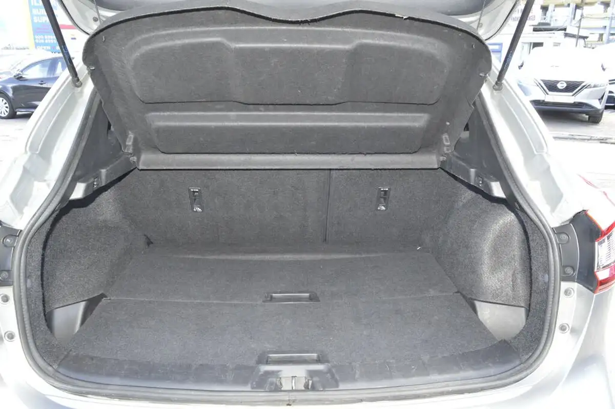 2020-nissan-qashqai-13-dig-t-n-connecta-160ps-auto-big-8