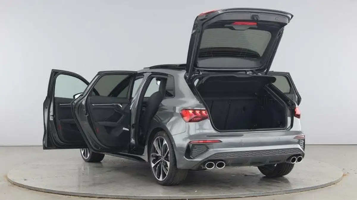 2023-audi-s3-20-tfsi-vorsprung-sportback-5d-big-10