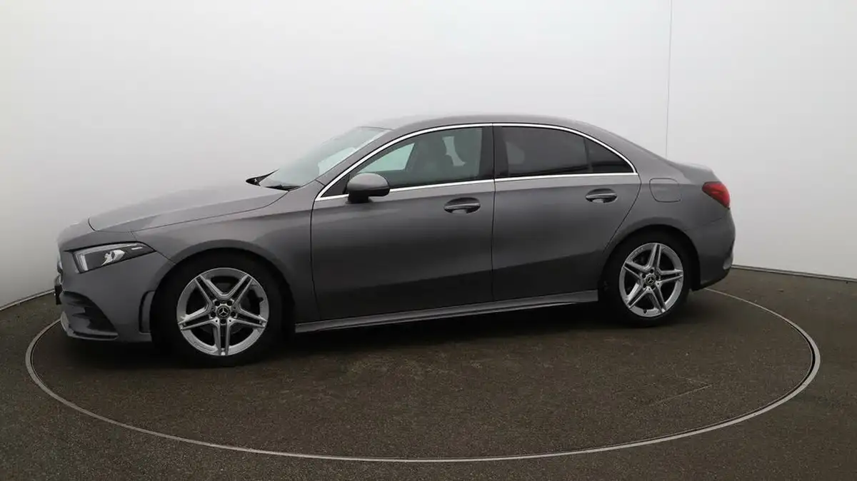2020-mercedes-benz-a-class-13-a200-amg-line-saloon-4d-7g-dct-big-64
