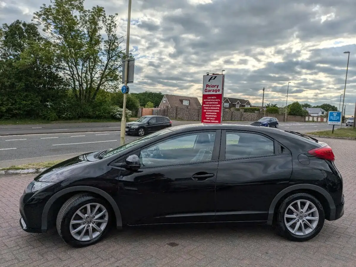 2014-honda-civic-18-ex-auto-big-3