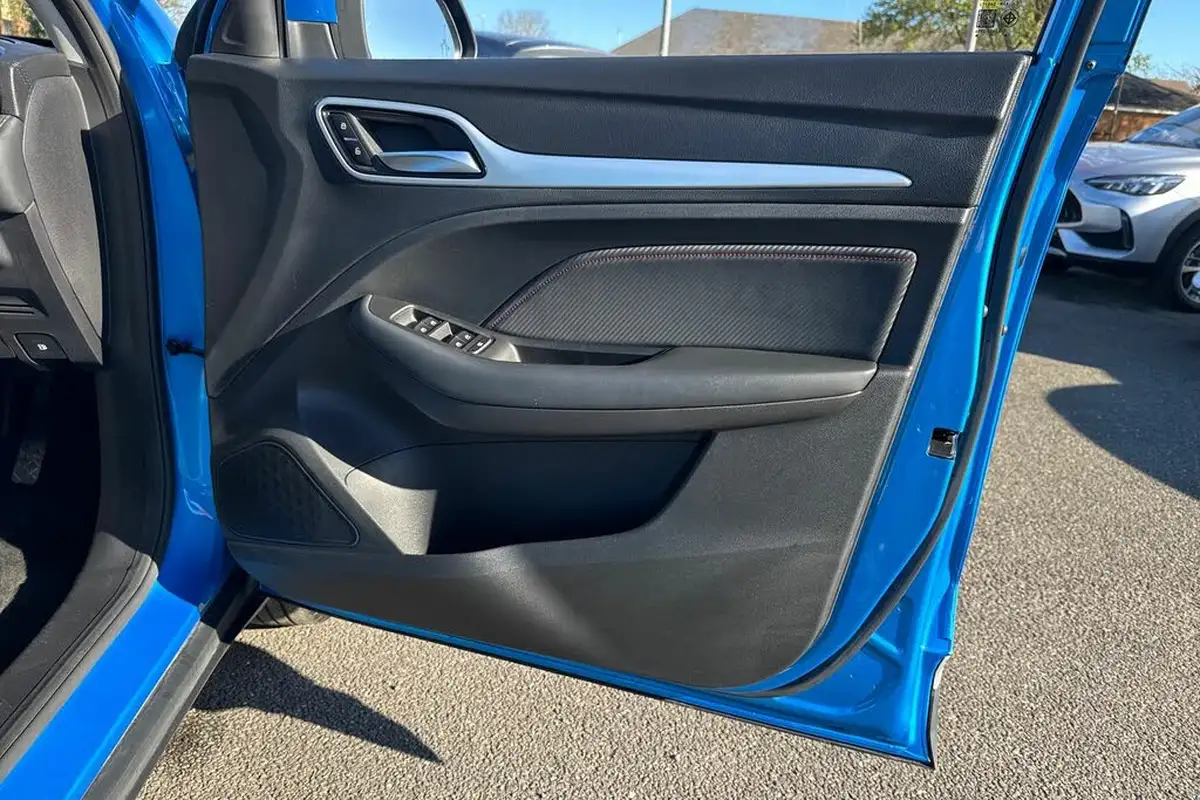 2023-mg-zs-suv-15-vti-tech-exclusive-big-20