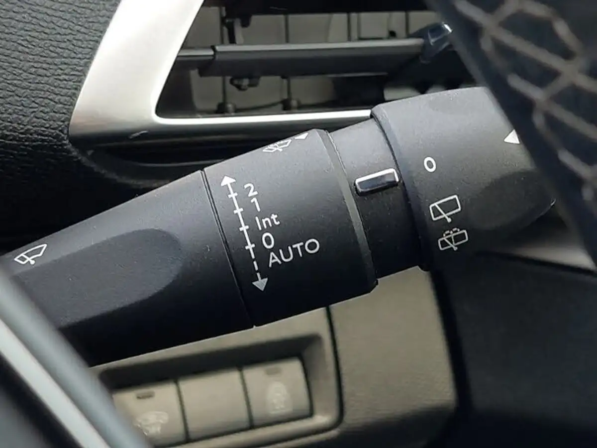 2021-peugeot-3008-suv-15-bluehdi-allure-premium-big-16