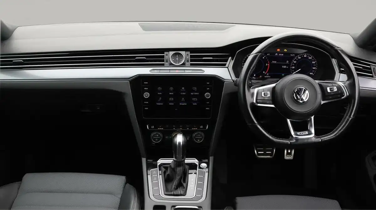 2018-volkswagen-passat-20tdi-r-line-150ps-ss-estate-5d-dsg-big-12