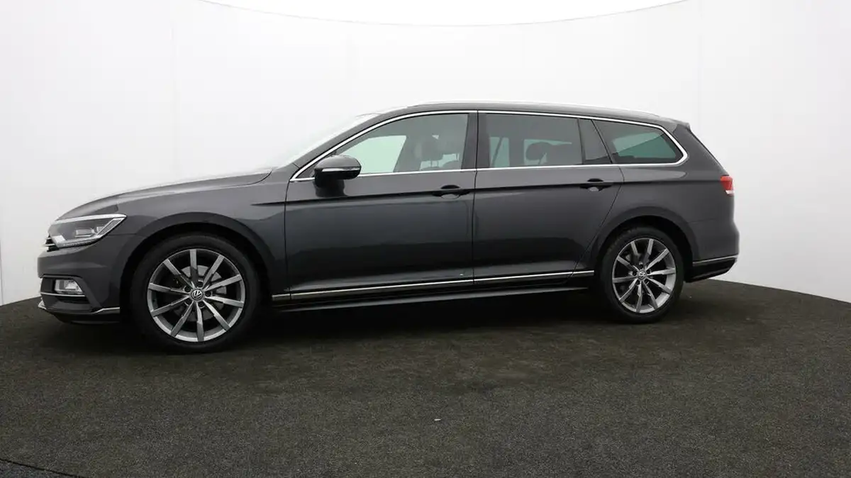 2018-volkswagen-passat-20tdi-r-line-150ps-ss-estate-5d-dsg-big-64