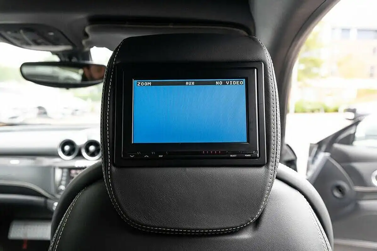 2012-ferrari-ff-63-big-15