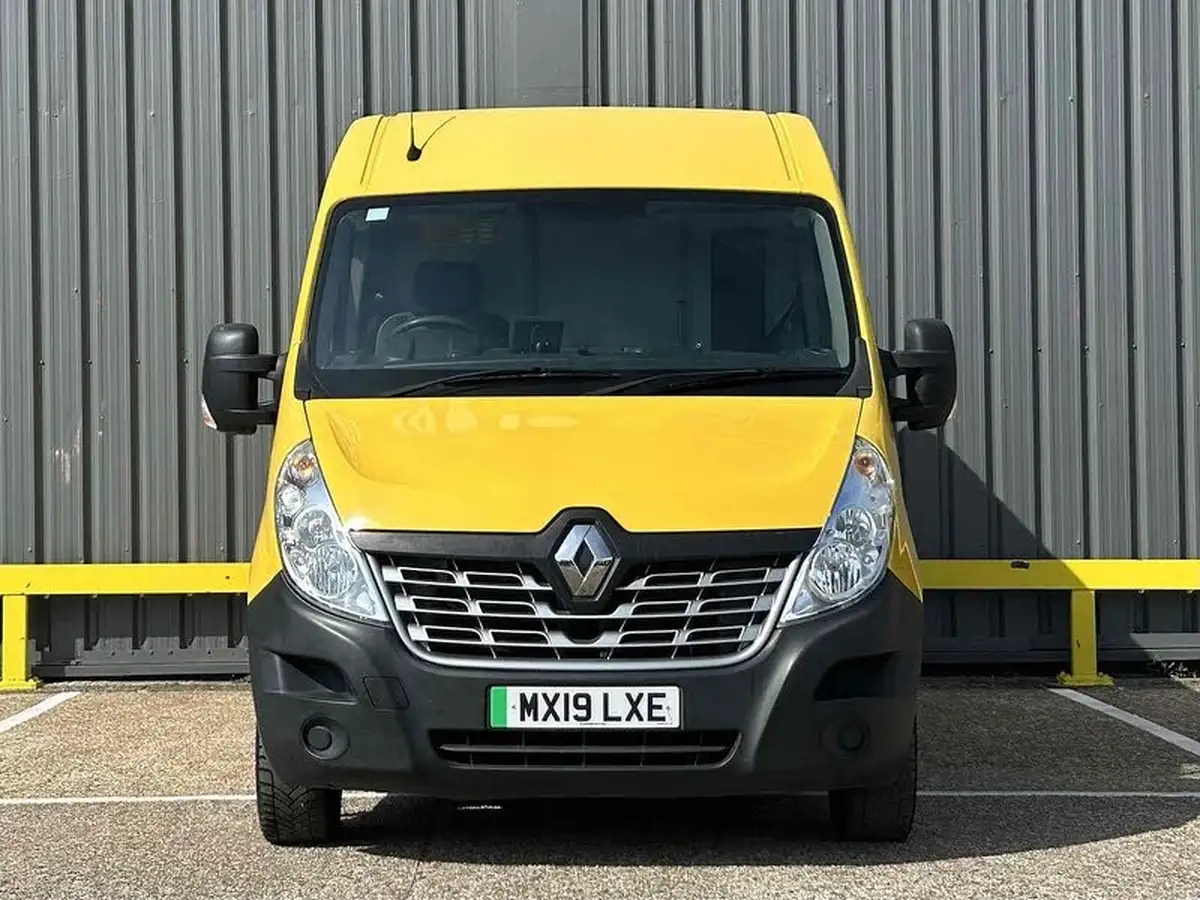 2019-renault-master-e-lm31-i-ze-business-76bhpfwd-auto-big-1