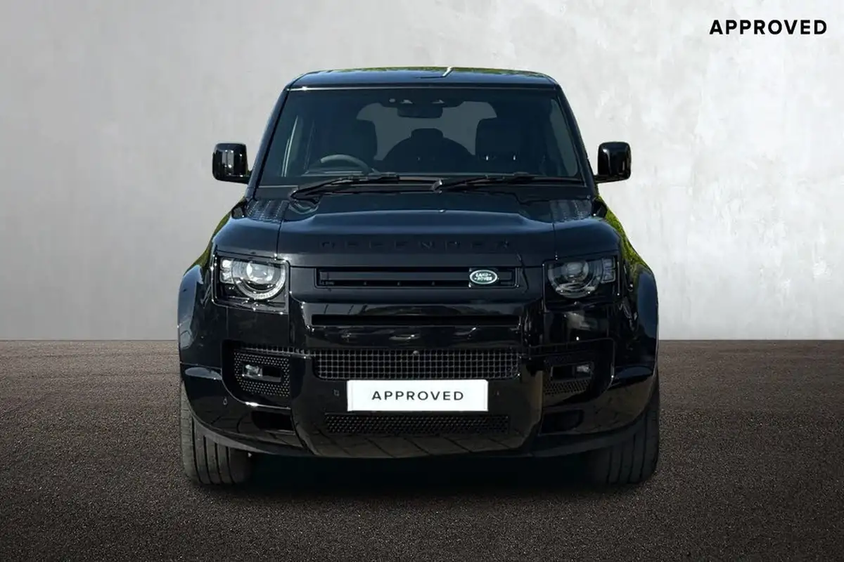 2022-land-rover-110-defender-50-p525-v8-big-7