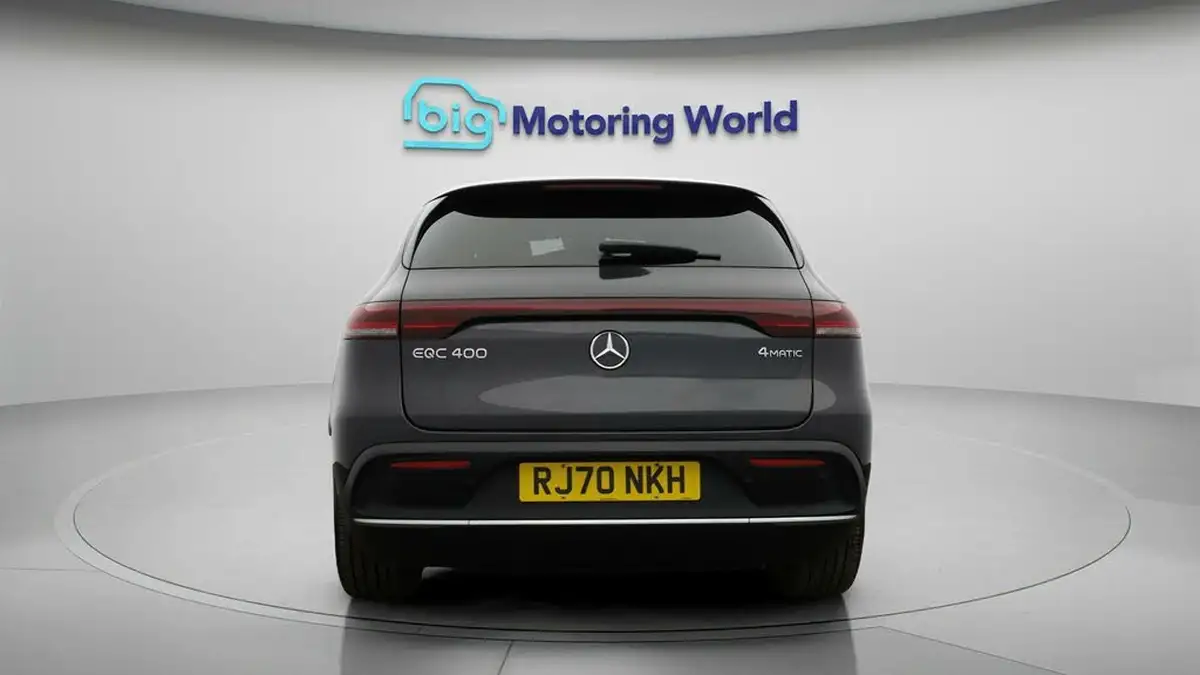 2020-mercedes-benz-eqc-e-eqc-400-amg-line-big-5