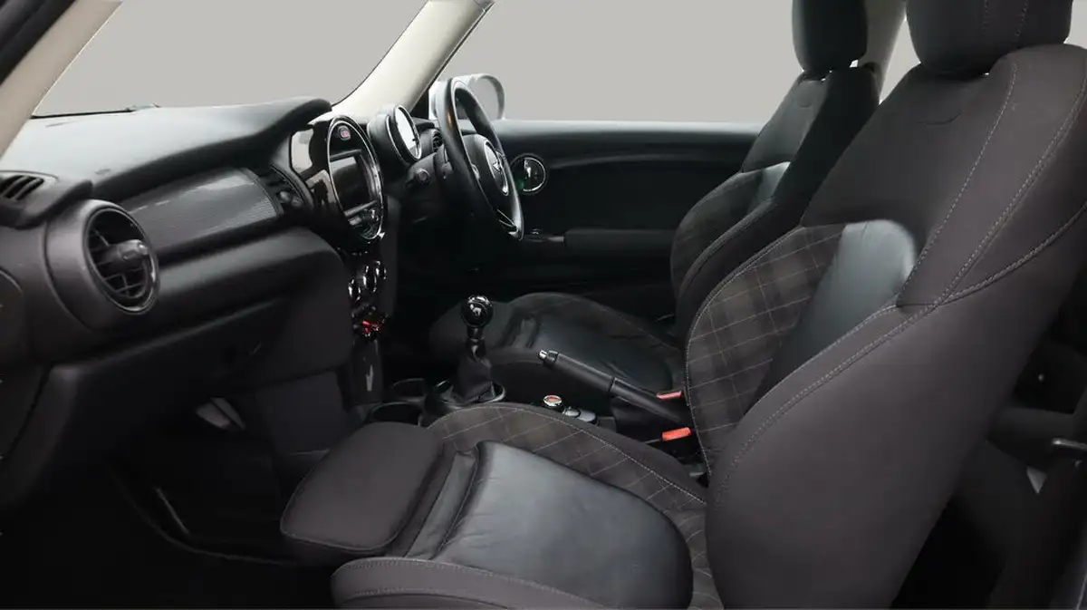 2018-mini-cooper-15-cooper-series-ii-ss-hatchback-3d-big-14