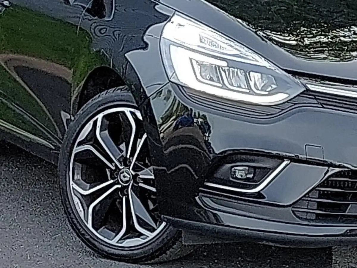 2017-renault-clio-15dci-dynamique-s-nav-90bhp-big-8