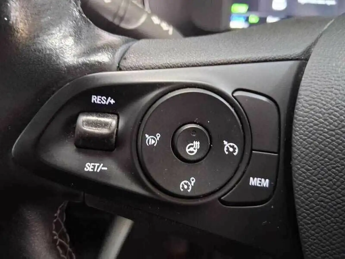 2020-vauxhall-corsa-e-elite-nav-74kw-big-20