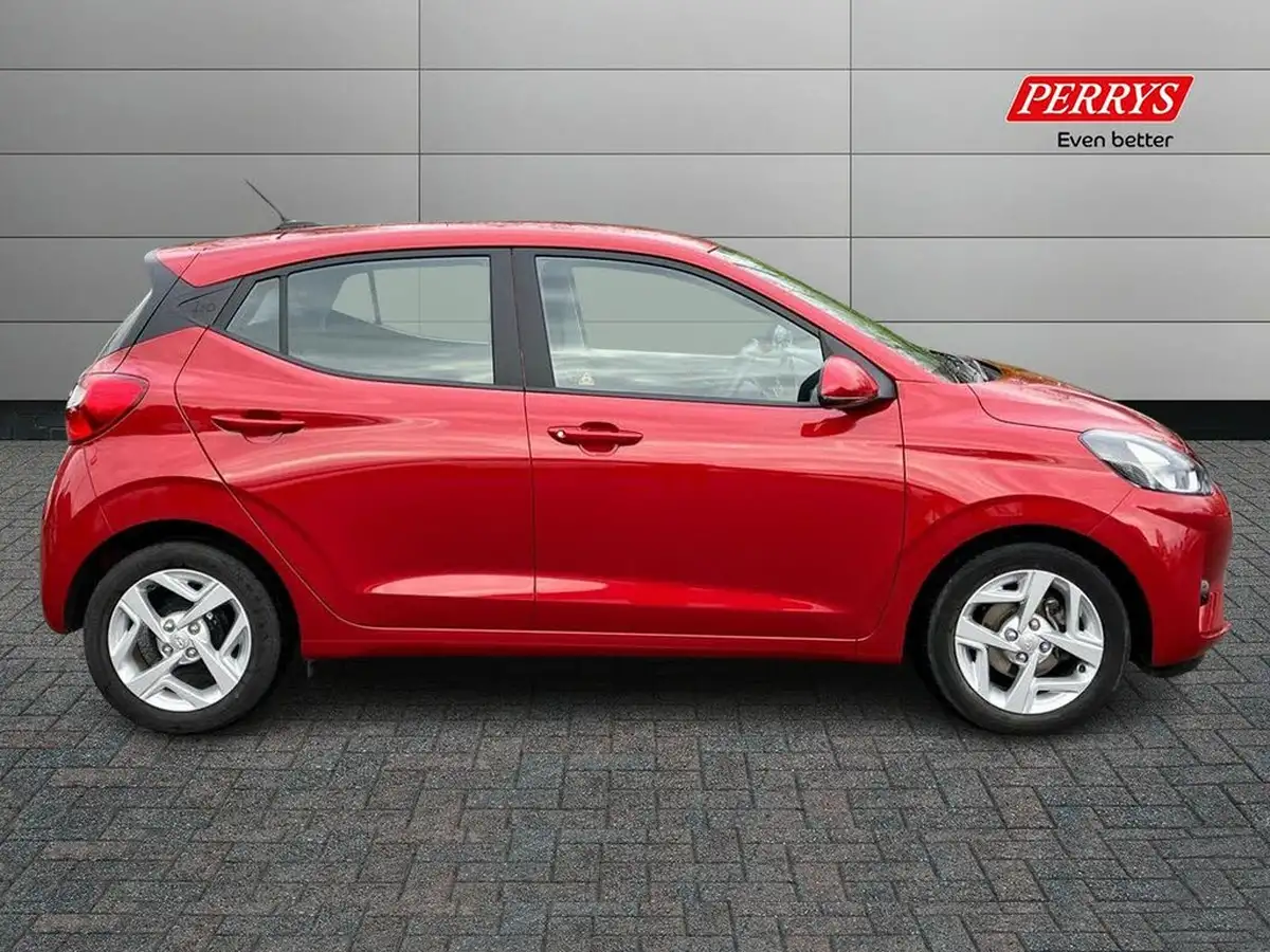 2021-hyundai-i10-12-se-connect-auto-big-2