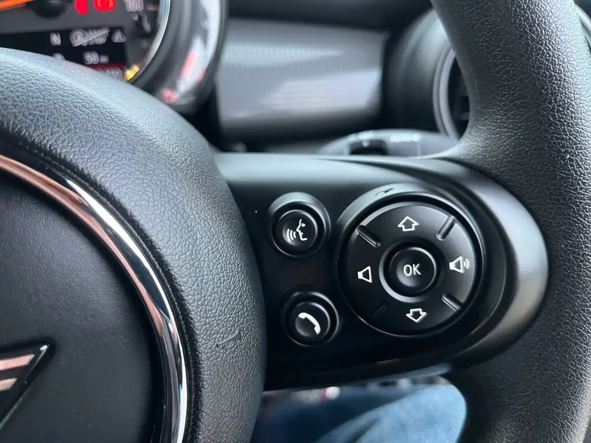 2019-mini-cooper-15-cooper-classic-convertible-2d-big-38