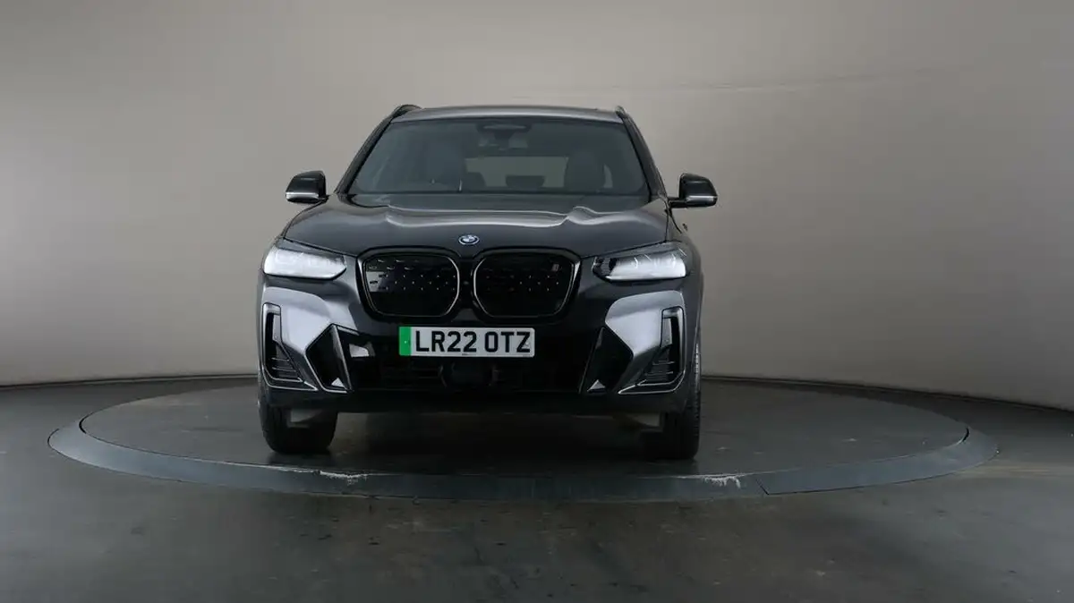 2022-bmw-ix3-e-m-sport-pro-big-48