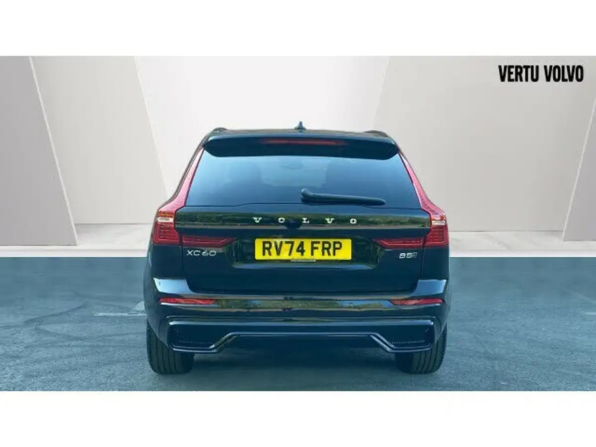 2024-volvo-xc60-20-b5-plus-big-12