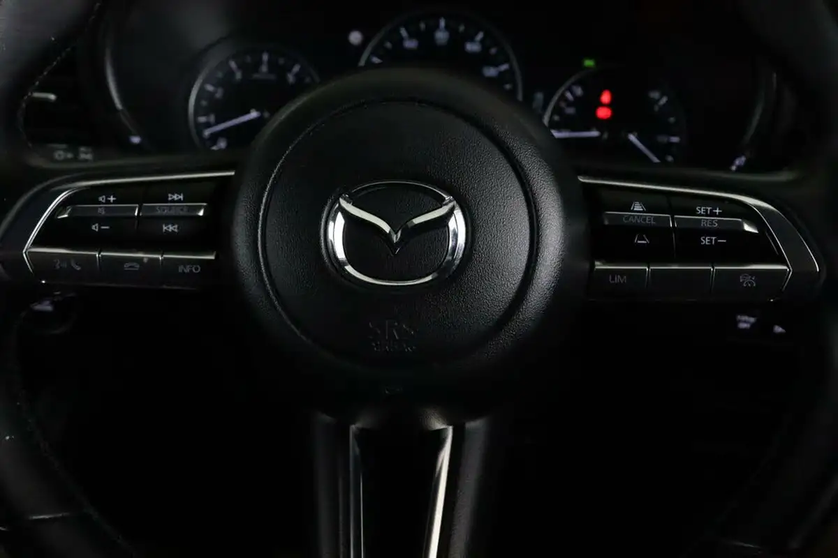 2022-mazda-mazda3-20-se-l-lux-122ps-hatchback-5d-big-19