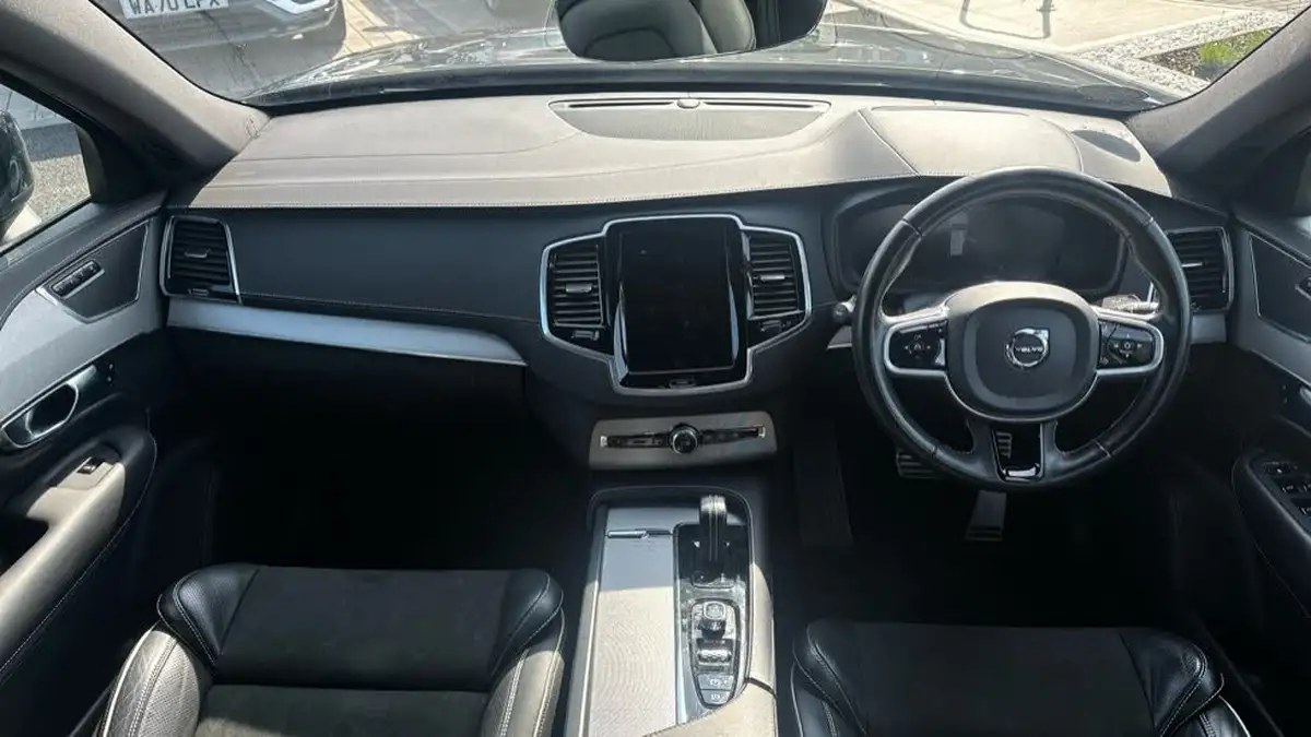 2021-volvo-xc90-20td-b5-r-design-big-4