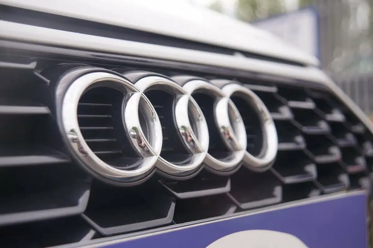 2021-audi-a3-10-30-tfsi-s-line-saloon-4d-big-33
