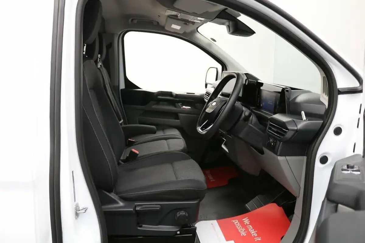 2024-ford-transit-custom-20tdci-320-l2h1-limited-136pseu6e-panel-van-1996cc-auto-big-24