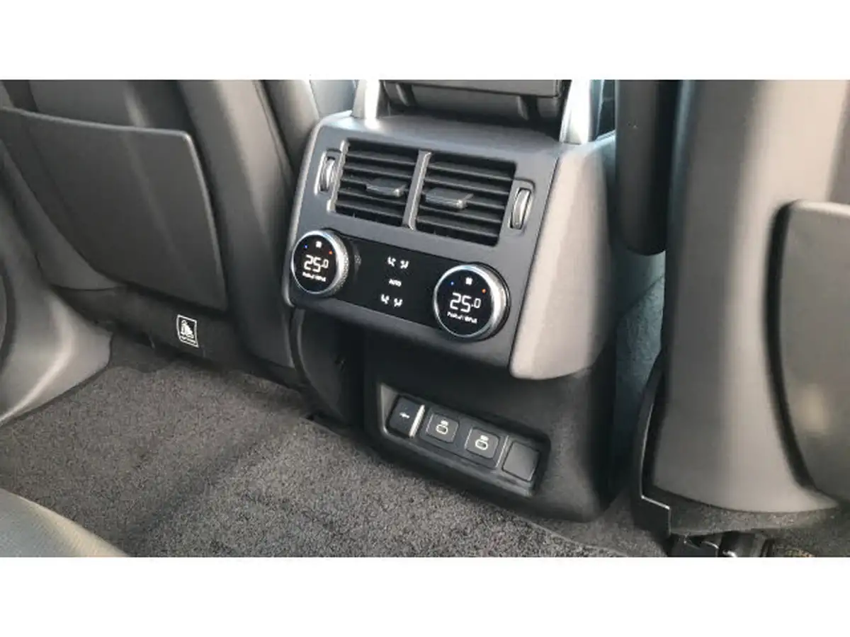 2024-land-rover-discovery-30-d350-dynamic-hse-big-23