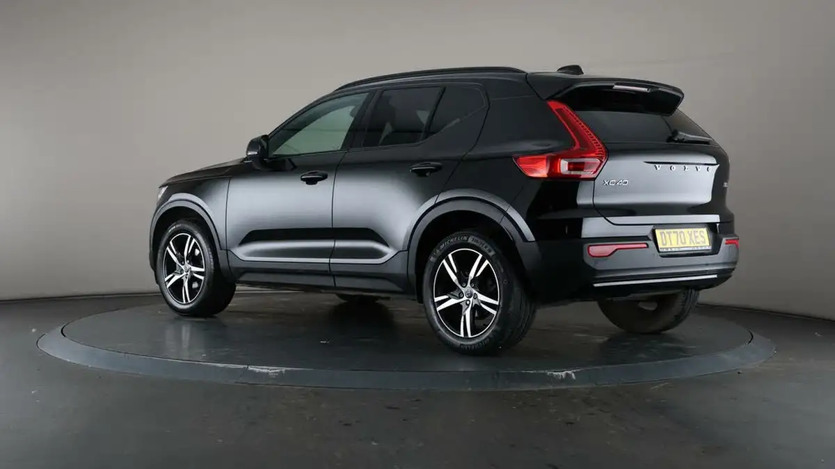 2021-volvo-xc40-15-t3-r-design-163bhp-big-73