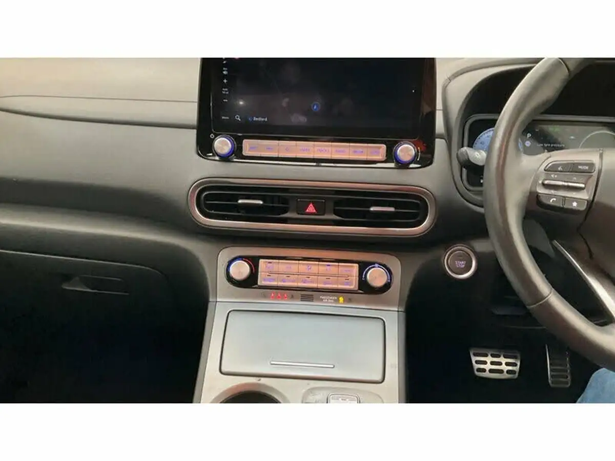 2022-hyundai-kona-e-premium-204ps-64kwh-7kw-obc-big-5