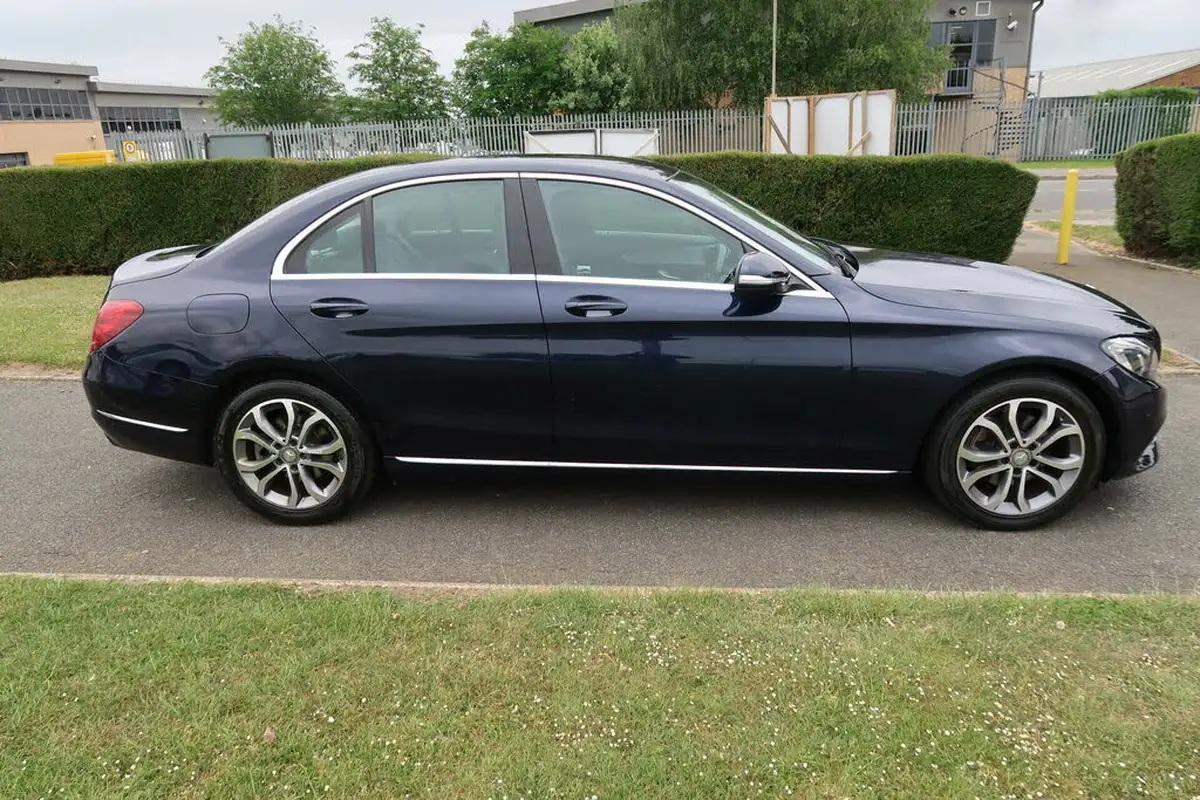 2015-mercedes-benz-c-class-21cdi-c220-sport-ss-saloon-4d-7g-tronic-plus-big-11