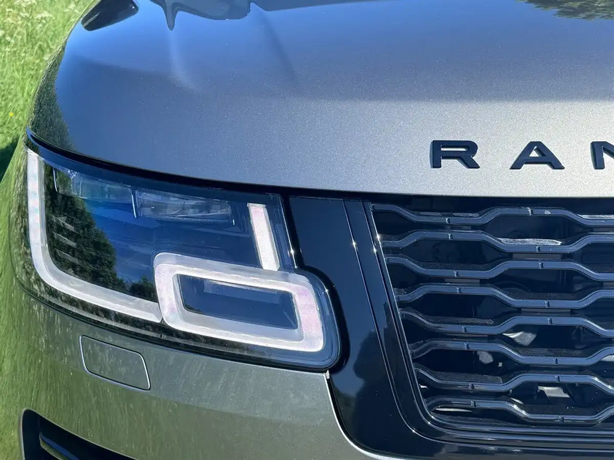 2021-land-rover-range-rover-30-sdv6-vogue-big-24
