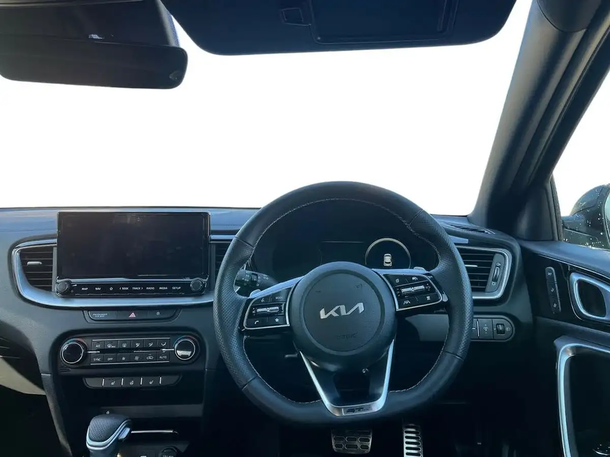 2024-kia-xceed-15-t-gdi-gt-line-s-138bhp-dct-big-11