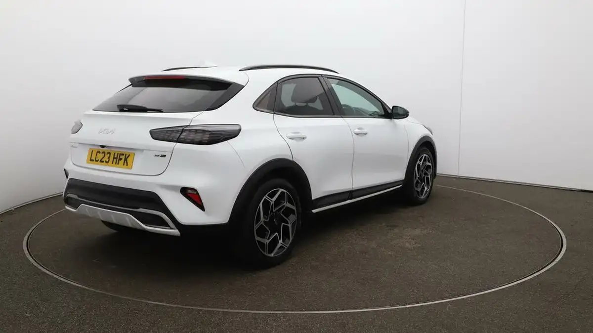 2023-kia-xceed-15-t-gdi-gt-line-158bhp-big-7