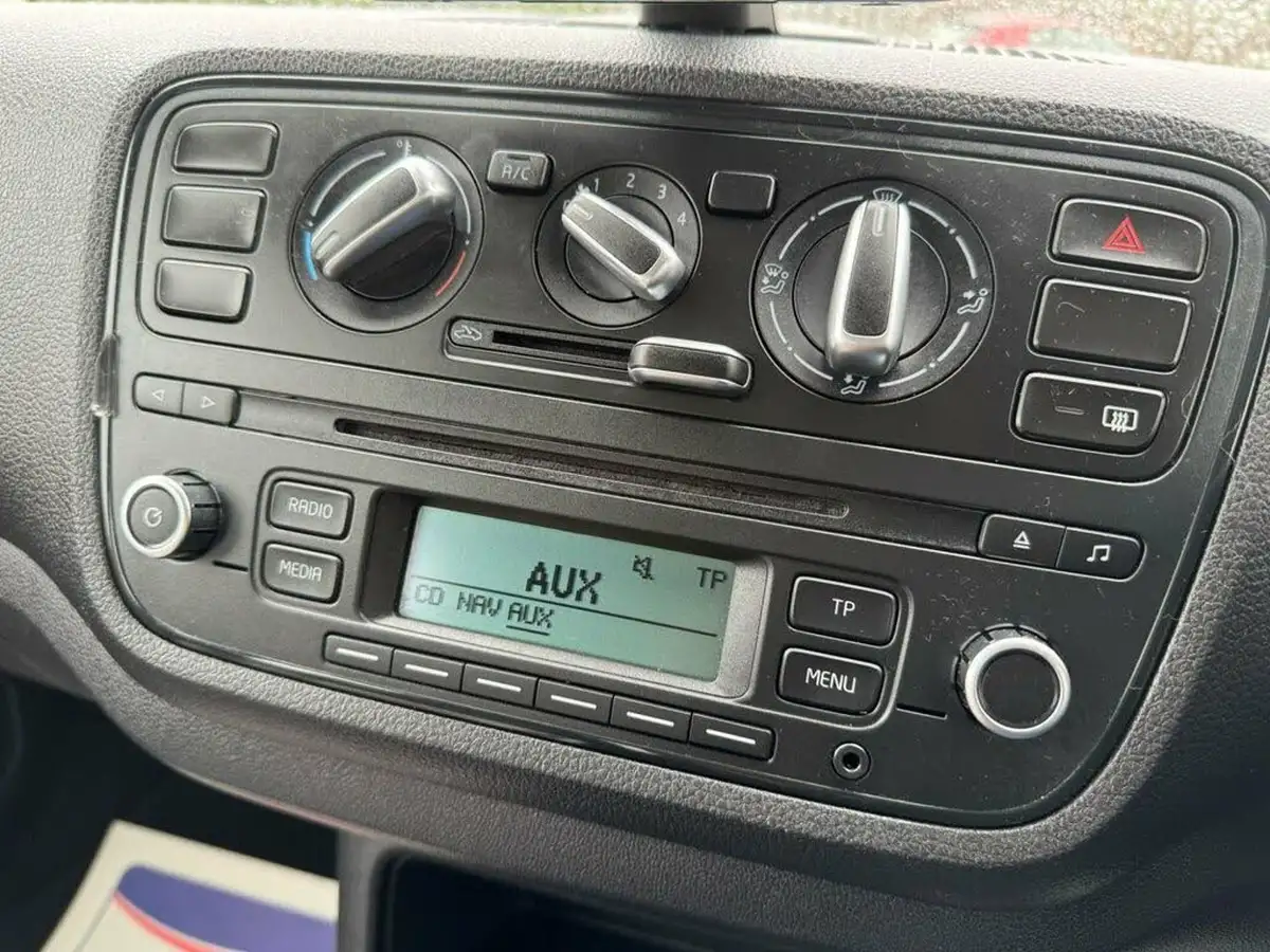 2014-skoda-citigo-10-se-60ps-5d-big-31