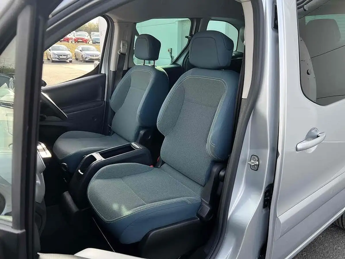2017-citroen-berlingo-16bluehdi-multispace-feel-102ps-ss-etg6-big-26
