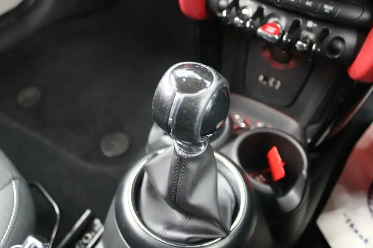 2014-mini-cooper-15-cooper-3d-big-38