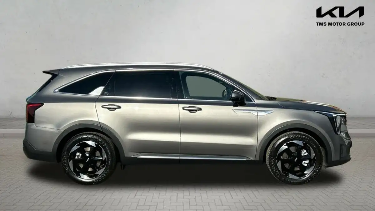 2025-kia-sorento-16-t-gdi-4-212bhp-hev-big-3