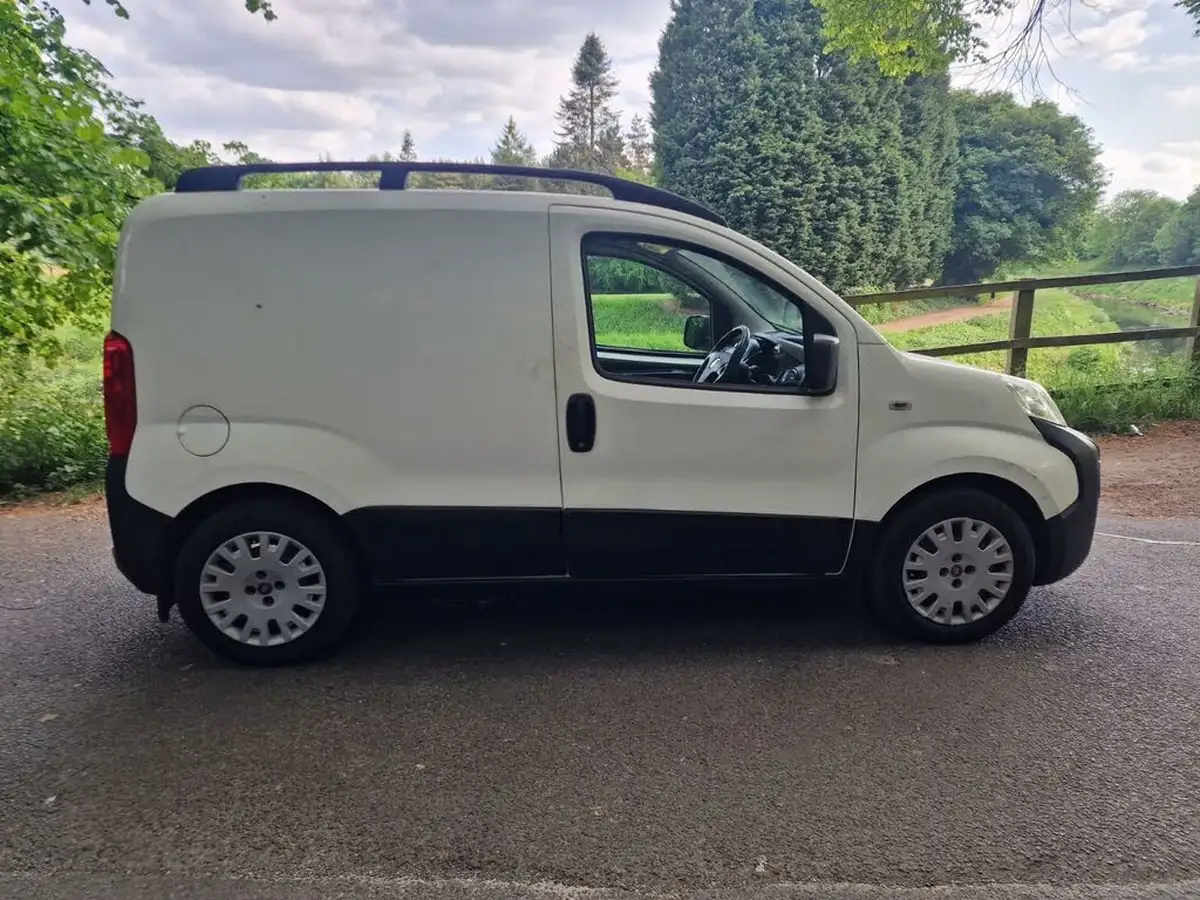 2016-fiat-fiorino-13td-adventure-eu-v-cargo-ss-panel-van-big-2