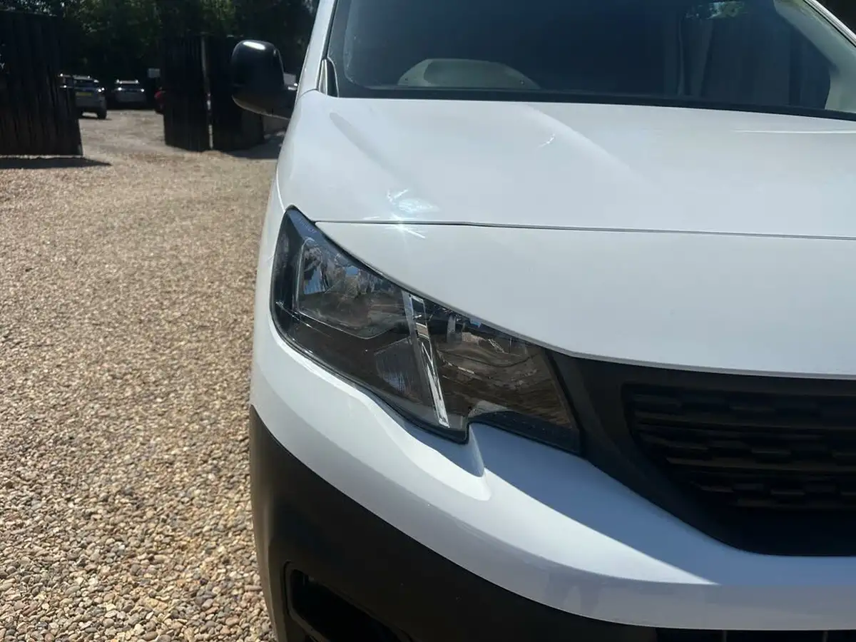 2021-peugeot-partner-15-bluehdi-1000-professional-100ps-eu6dt-panel-big-9