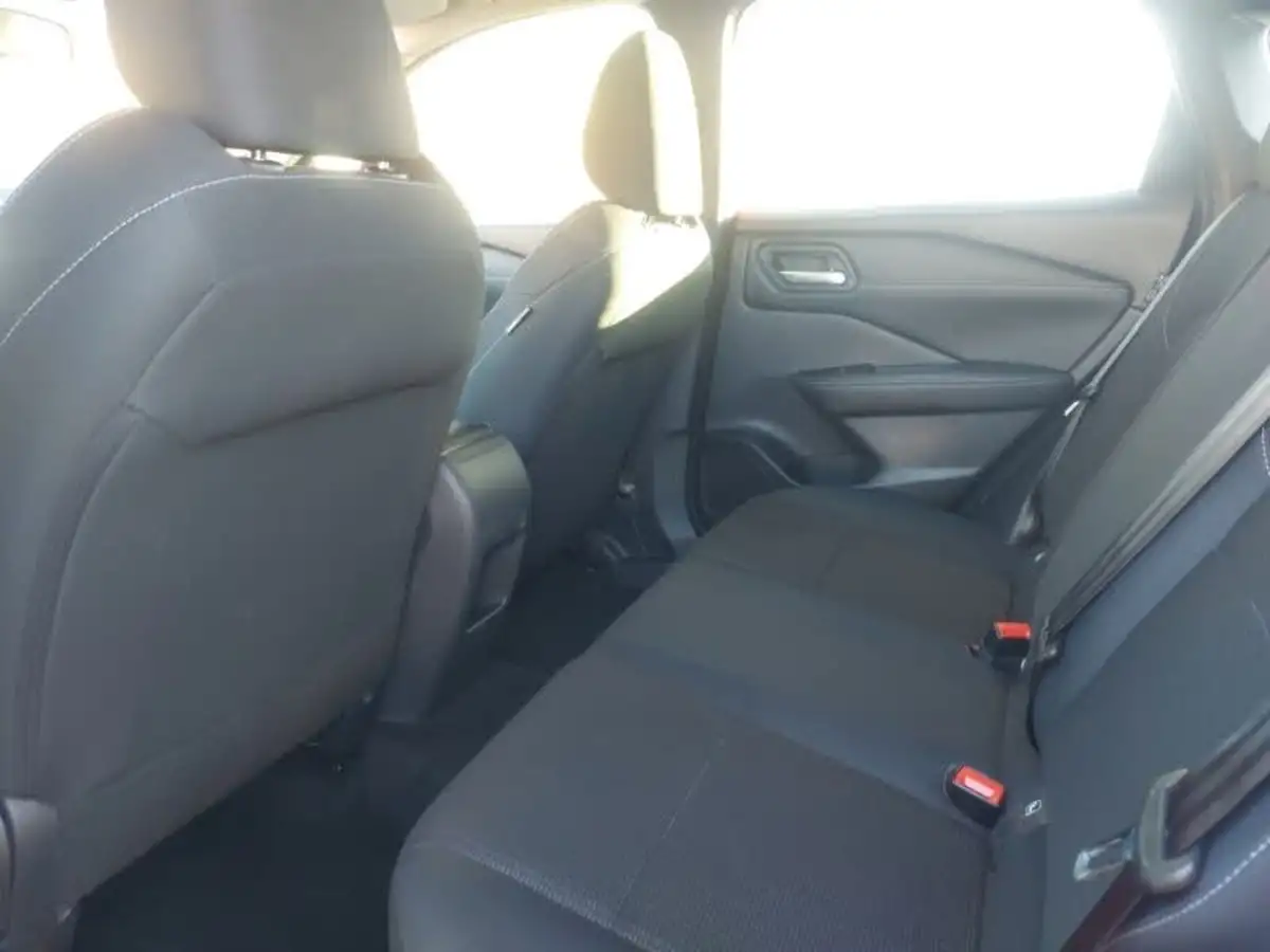 2022-nissan-qashqai-13-dig-t-acenta-premium-140ps-big-5