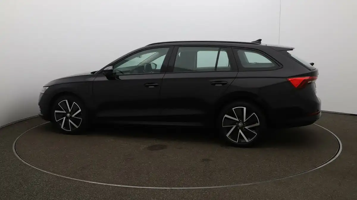 2022-skoda-octavia-14-tsi-se-technology-estate-big-55