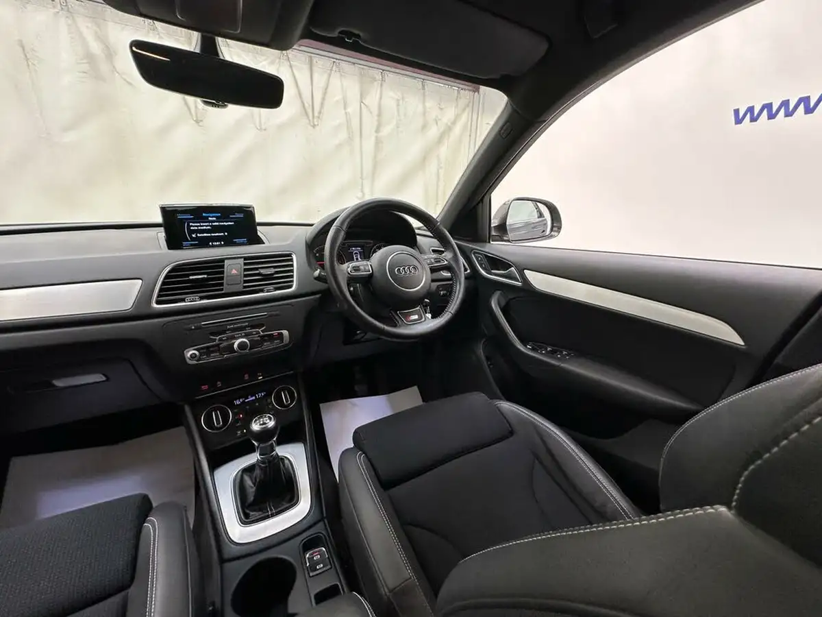 2018-audi-q3-20-tdi-s-line-edition-big-23