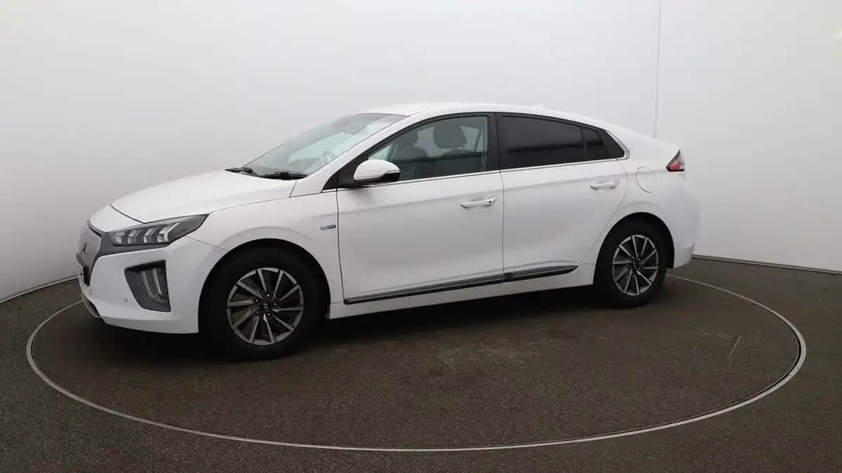2021-hyundai-ioniq-e-premium-se-electric-100kw-big-59