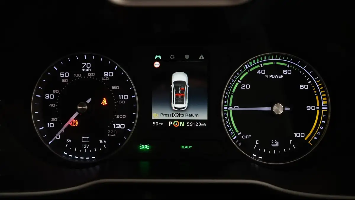 2020-mg-zs-suv-e-exclusive-ev-big-9